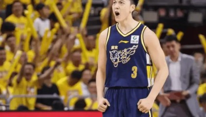 bti体育官方入口-广东G2绝杀3将太爆了！胡明轩与奎因燃尽，张皓嘉最后攻守锁胜局