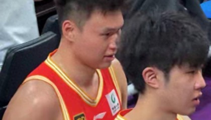 bti体育官方网站-上海男篮领跑CBA，真正对手藏身后，不是广东！|季后赛|浙江广厦|上海队|锋线|张镇麟_新浪体育_新浪新闻